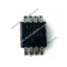 Board Mount Temperature Sensors Digital Thermometer with SPI/3-Wire Interface RoHS  DS1722U+